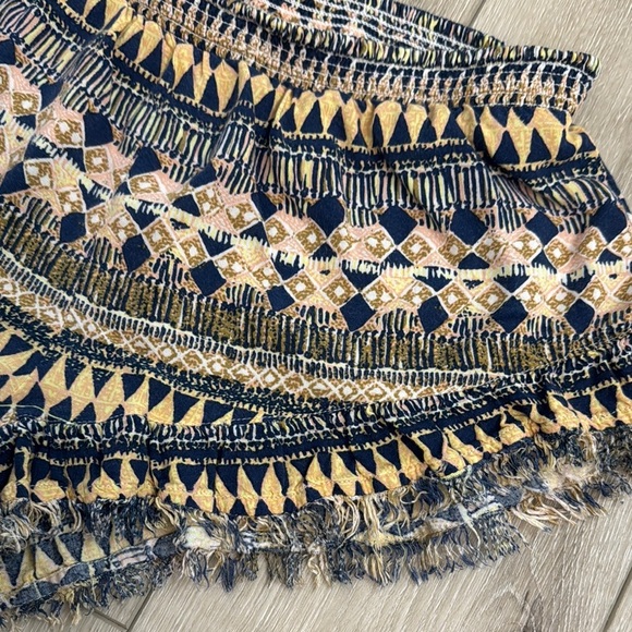 Volcom High Waist Blue and Yellow Patterned Shorts with Bohemian Trim. Size M. - Picture 3 of 5